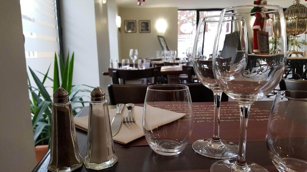 service restaurant